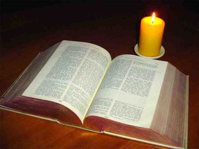 Bible-bougie